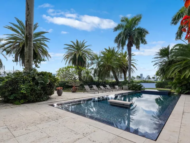 Продажа дома по адресу 16 Palm Ave - фото 7347551