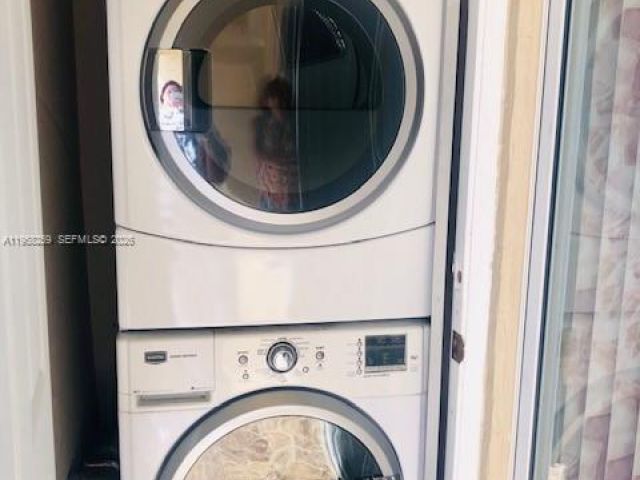 Дом в аренду по адресу 6407 SW 132nd Ct Cir 0 - фото 7464214