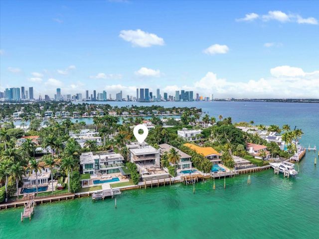 Продажа дома по адресу 333 E Rivo Alto Dr - фото 7410106