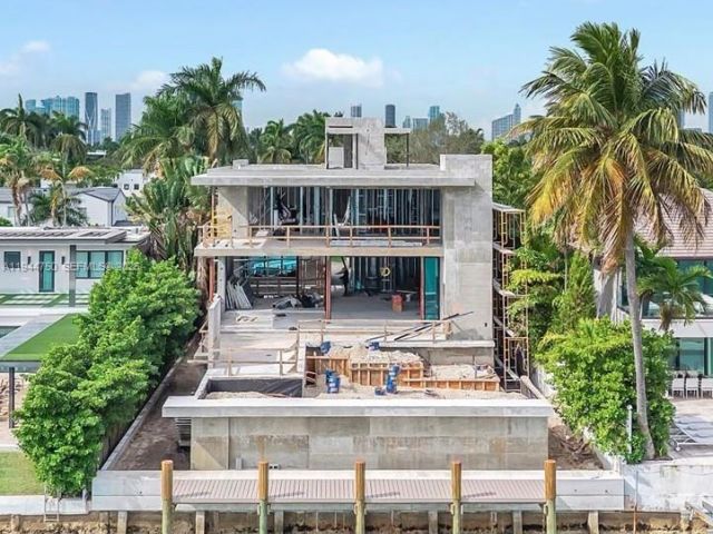 Продажа дома по адресу 333 E Rivo Alto Dr - фото 7410111