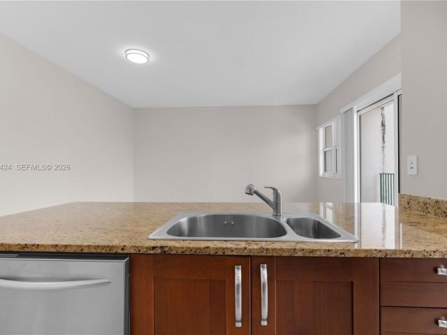 Продажа квартиры #402 - фото 7484456