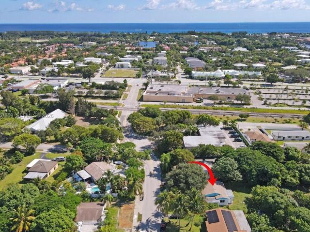 Продажа дома по адресу 260 NE 14th St - фото 7331787