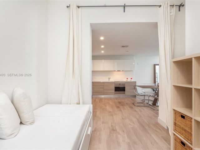 Продажа квартиры #N329 - фото 7406079