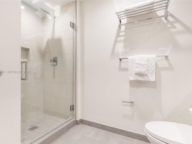 Продажа квартиры #N329 - фото 7406086