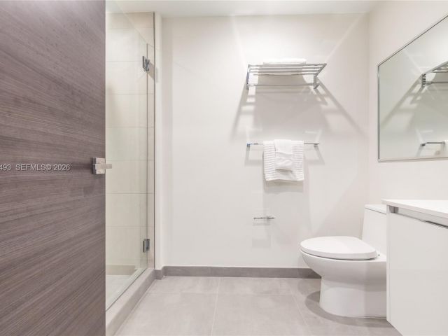 Продажа квартиры #N329 - фото 7406087