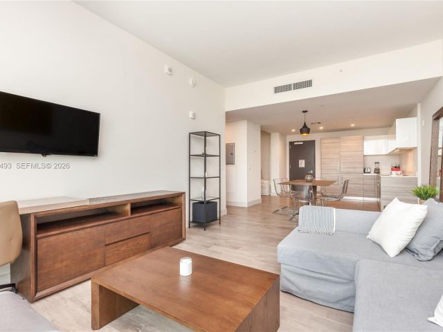 Продажа квартиры #N329 - фото 7406092