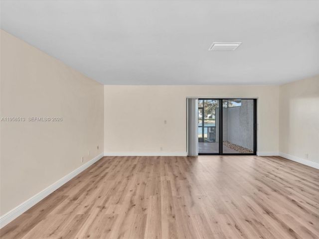 Дом в аренду по адресу 1193 NW 98th Ter 134 - фото 7331323