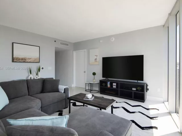 Продажа квартиры #3208 - фото 7382292