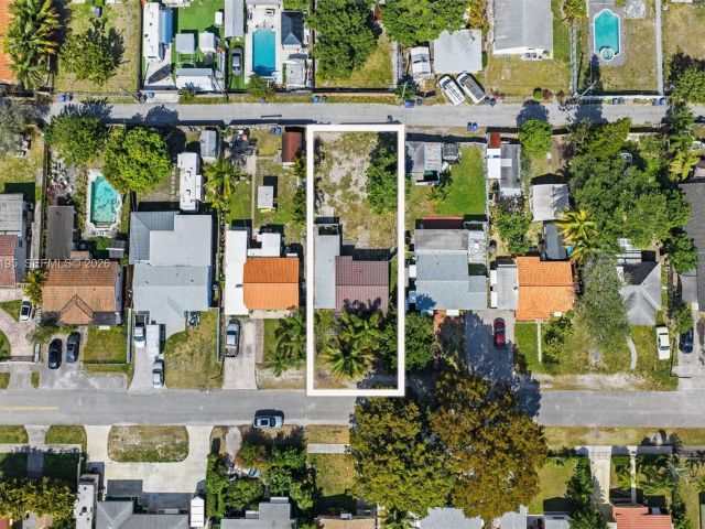 Продажа дома по адресу 2331 Coolidge St - фото 7428556