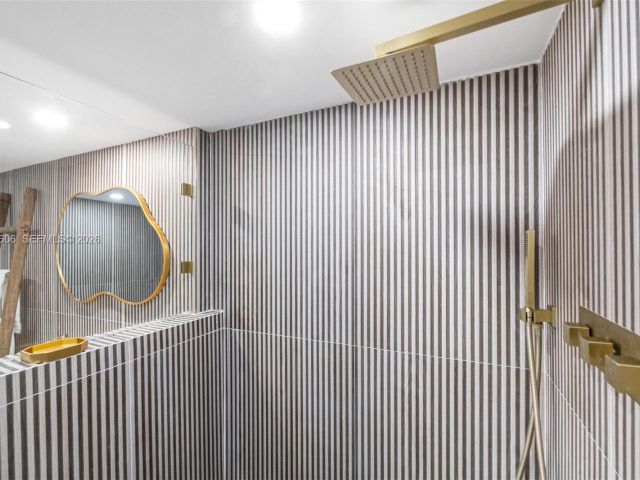 Продажа квартиры #A-3755 - фото 7334253