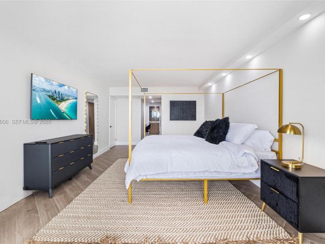 Продажа квартиры #A-3755 - фото 7334259