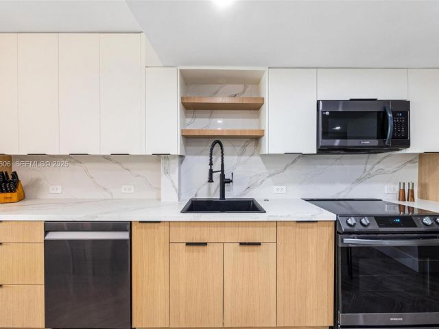 Продажа квартиры #A-3755 - фото 7334283