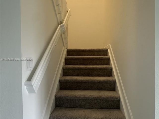 Дом в аренду по адресу 2713 SE 26 Rd . - фото 7475066