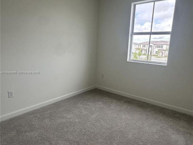 Дом в аренду по адресу 2713 SE 26 Rd . - фото 7475077