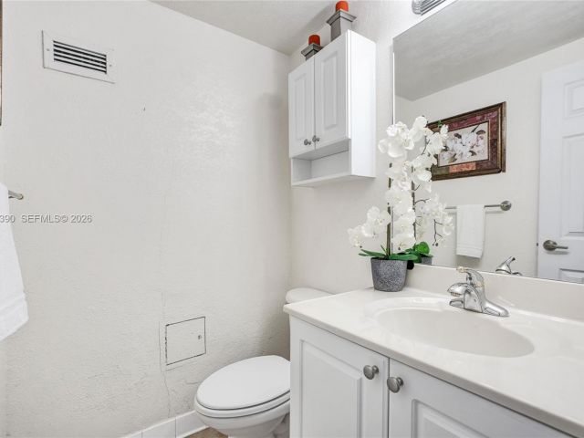 Квартира в аренду номер1628 (Available June 20) - фото 7477426