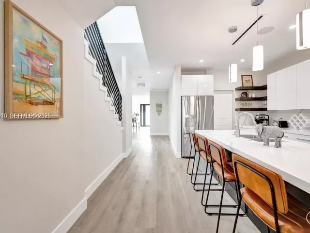 Дом в аренду по адресу 1101 NE 16th Ter TH#1 - фото 7333939