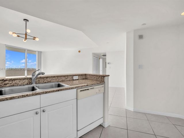 Квартира в аренду номер2011 - фото 7466657