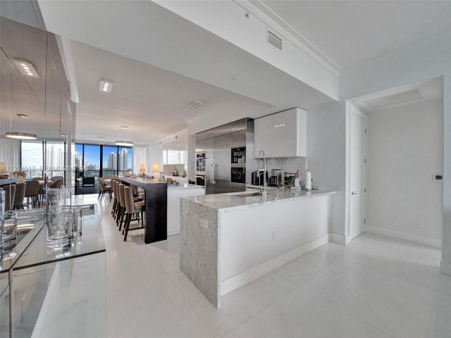 Продажа квартиры #802 - фото 7403294