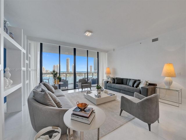 Продажа квартиры #802 - фото 7403304