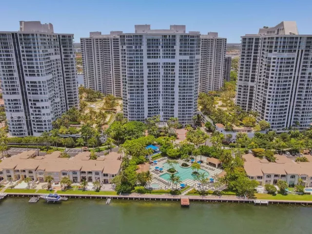 Продажа квартиры #3104 - фото 7342221