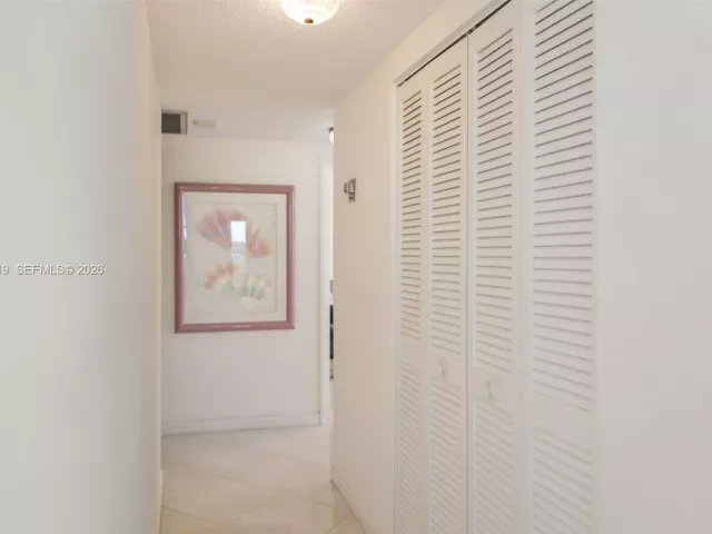 Продажа квартиры #12R - фото 7341524