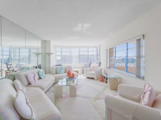 Продажа квартиры #12R - фото 7341530