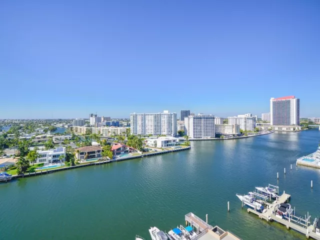 Продажа квартиры #12R - фото 7341533