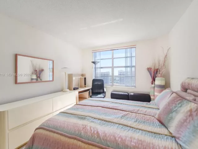 Продажа квартиры #12R - фото 7341516