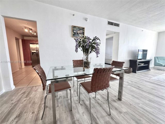 Продажа квартиры #1006 - фото 7439147