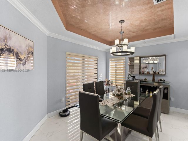 Продажа дома по адресу 3281 SW 145th Ave - фото 7463813