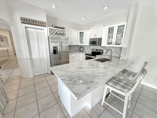 Продажа дома по адресу 4100 Fern Forest Rd - фото 7410432