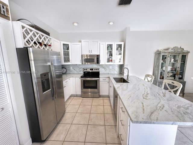 Продажа дома по адресу 4100 Fern Forest Rd - фото 7410434