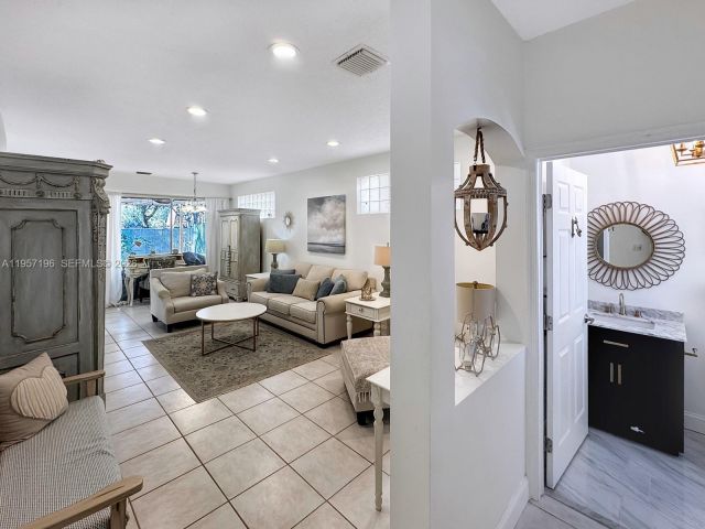 Продажа дома по адресу 4100 Fern Forest Rd - фото 7410441