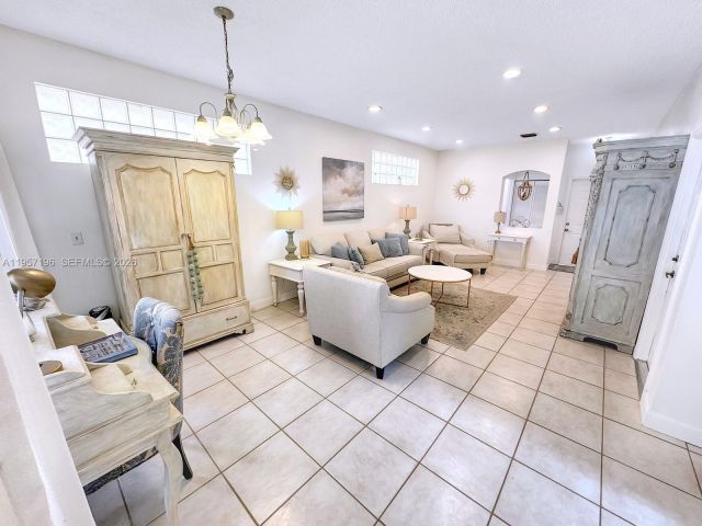 Продажа дома по адресу 4100 Fern Forest Rd - фото 7410442