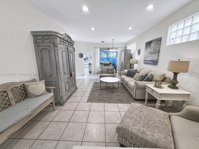 Продажа дома по адресу 4100 Fern Forest Rd - фото 7410443