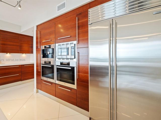 Продажа квартиры #5201 - фото 7345340