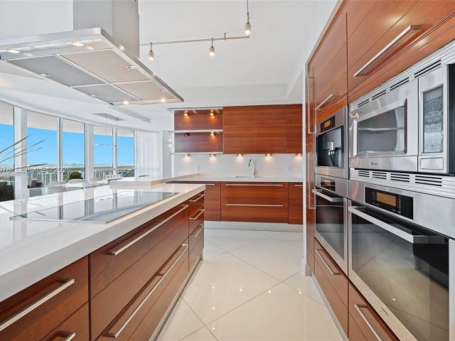 Продажа квартиры #5201 - фото 7345341