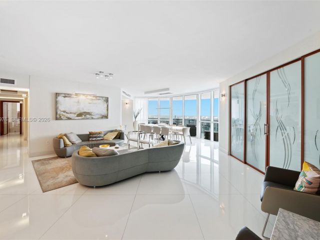 Продажа квартиры #5201 - фото 7345344