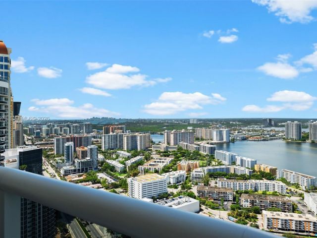 Продажа квартиры #5201 - фото 7345345