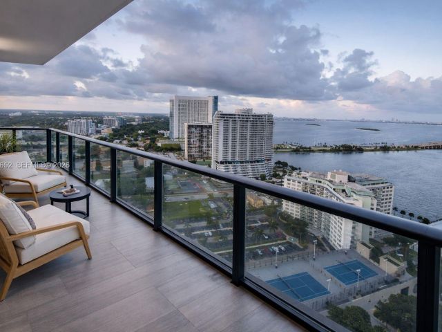 Продажа квартиры #2401 - фото 7344940