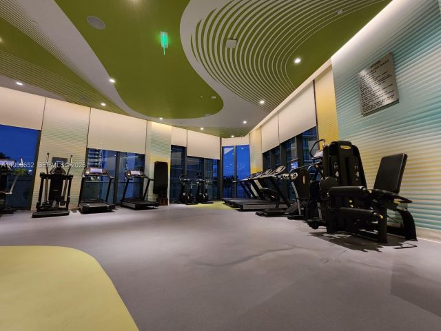 Продажа квартиры #2401 - фото 7472860