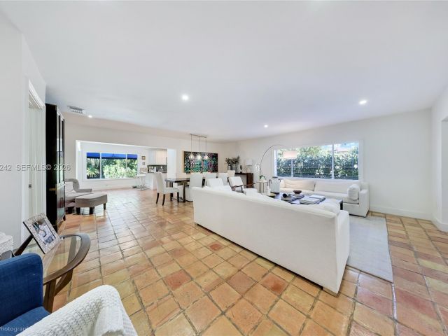 Дом в аренду по адресу  - фото 7342574