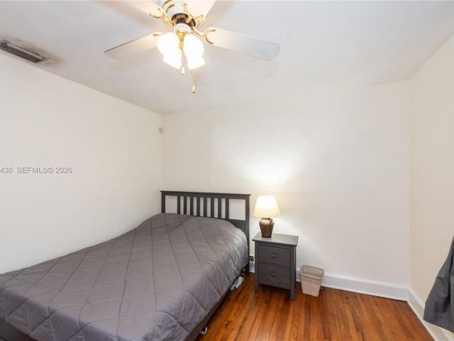 Продажа дома по адресу 1256 Algeria Ave - фото 7515499