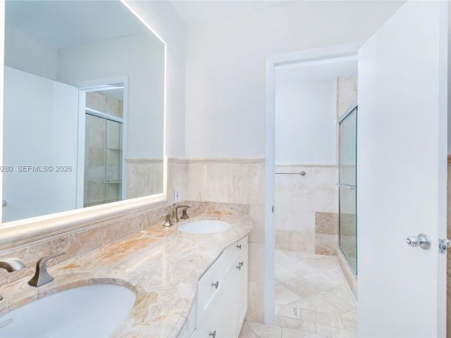 Продажа дома по адресу 310 Harbor Ct - фото 7347351