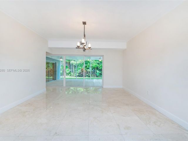 Продажа дома по адресу 310 Harbor Ct - фото 7347358