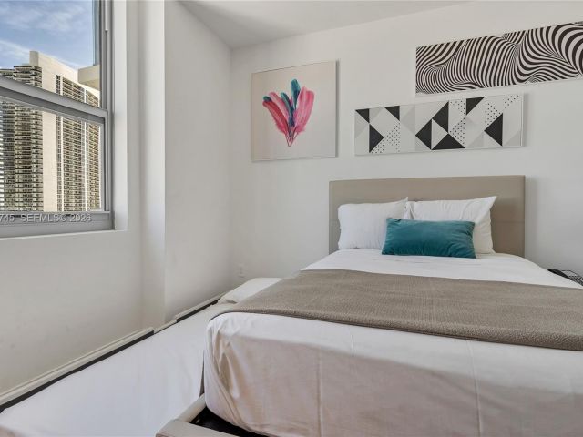 Продажа квартиры #R2301 - фото 7349648