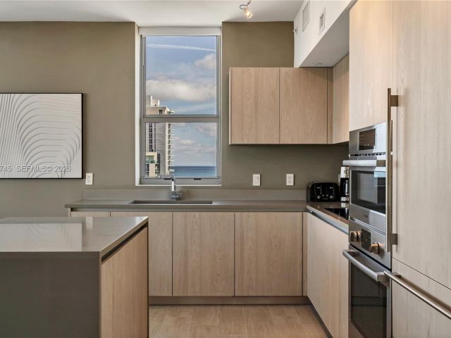 Продажа квартиры #R2301 - фото 7349667