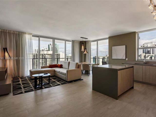 Продажа квартиры #R2301 - фото 7349668