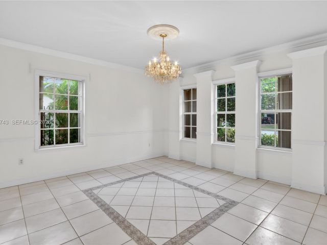 Продажа дома по адресу 159 SW 25th Rd - фото 7439565