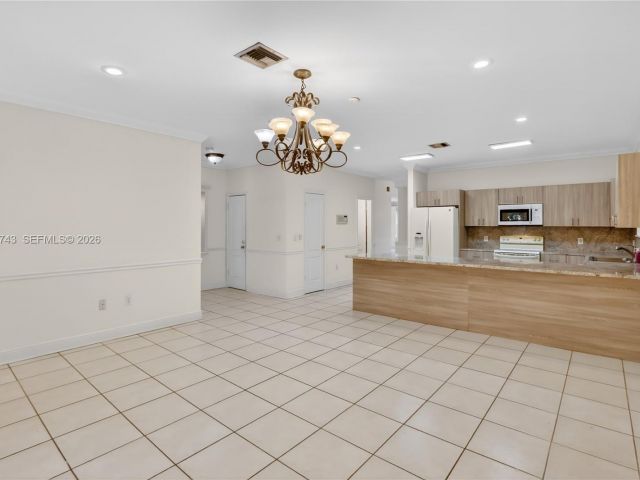 Продажа дома по адресу 159 SW 25th Rd - фото 7439567